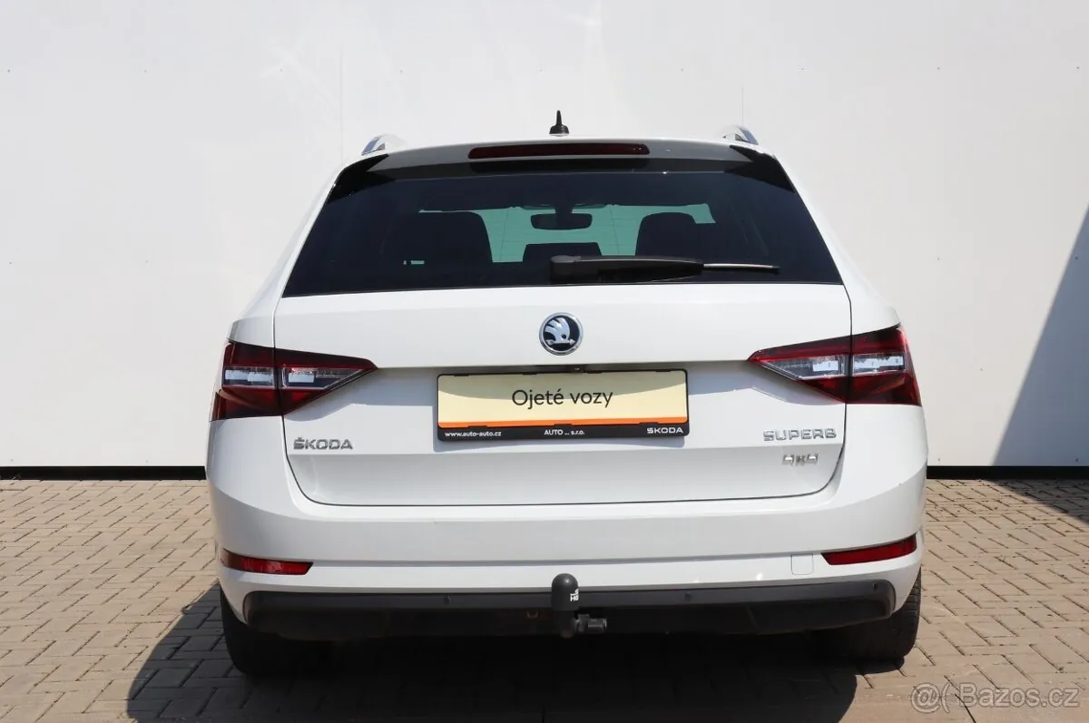 Skoda Superb 2016 photo 4
