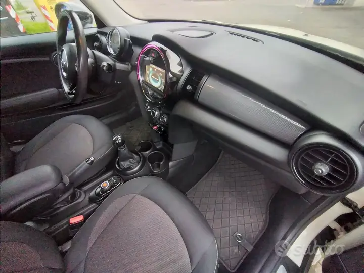 Mini Cooper 2016 photo 2