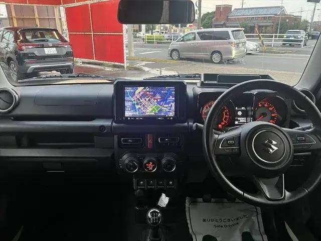 Suzuki Jimny 2018 photo 3