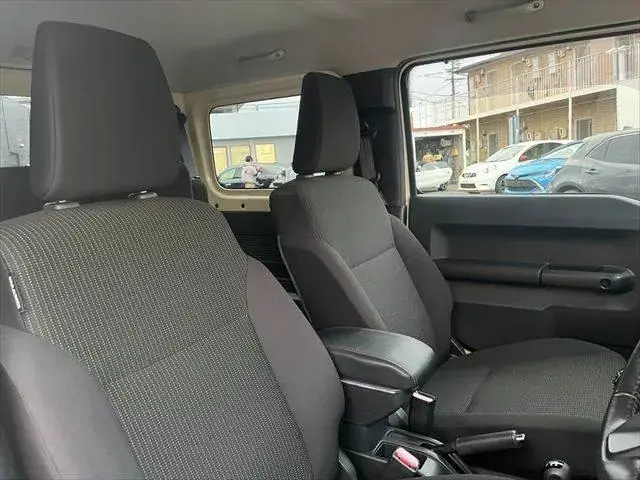 Suzuki Jimny 2018 photo 4