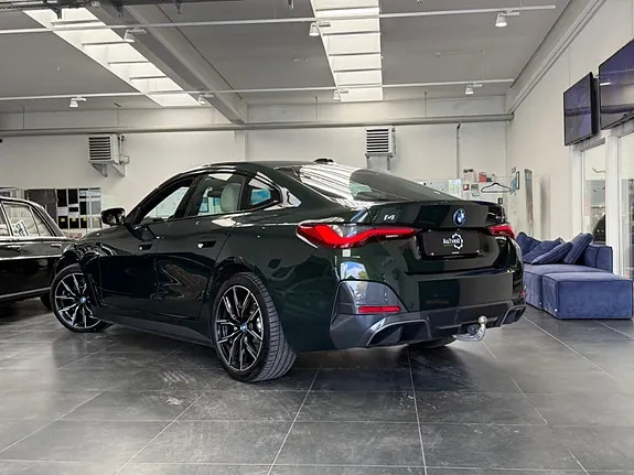 BMW I4 2022 photo 5