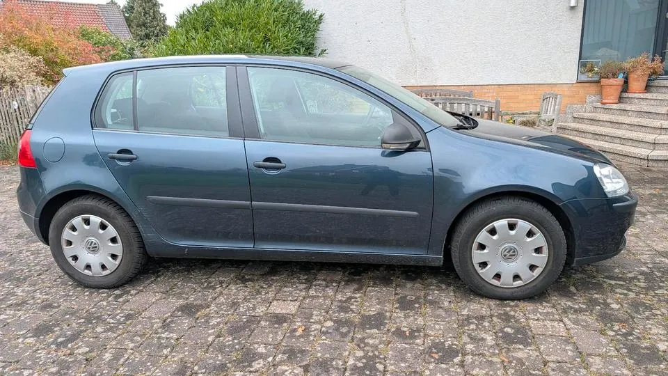 Volkswagen Golf V