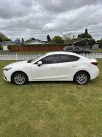 Mazda Axela 2015 photo 5