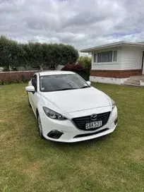 Mazda Axela 2015 photo 2