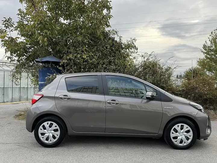 Toyota Yaris 2020 photo 2
