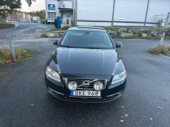 Volvo S80 2011 photo 2