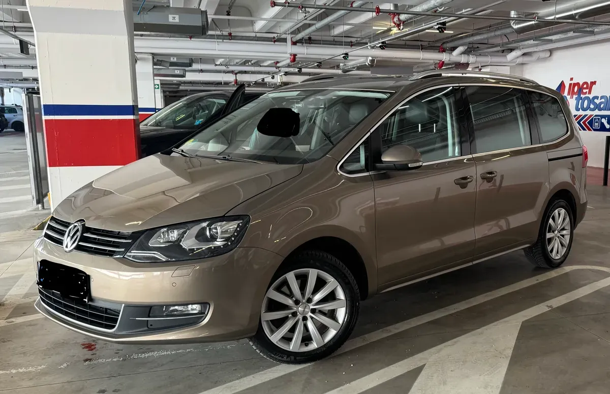 Volkswagen Sharan 2015 photo 2