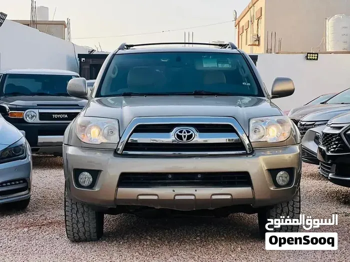 Toyota 4Runner 2008 photo 2