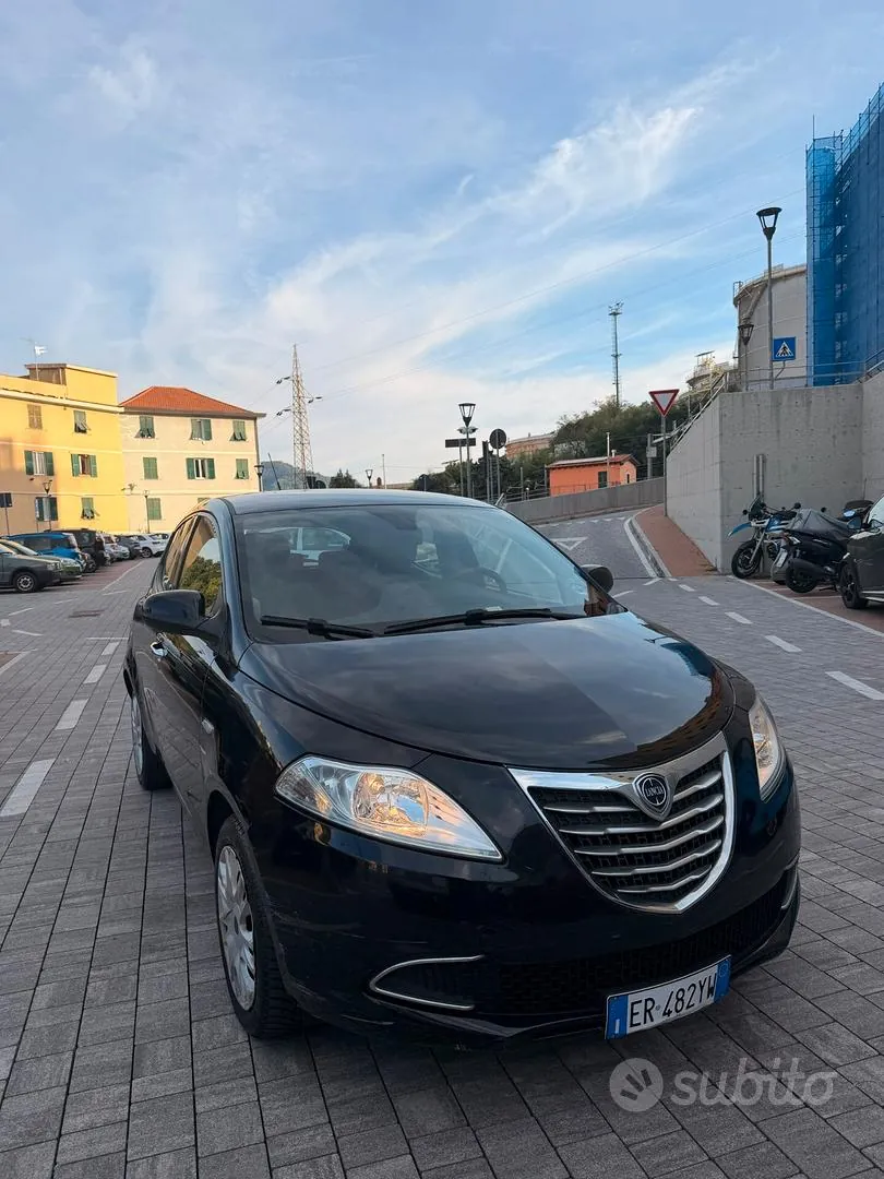 Lancia Ypsilon 2013 photo 3