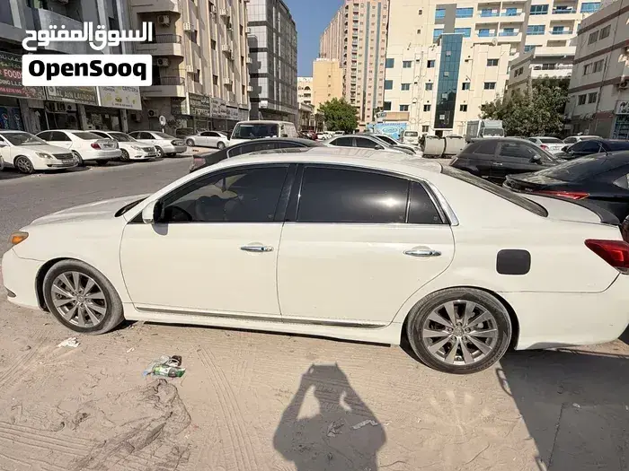 Toyota Avalon 2012 photo 3
