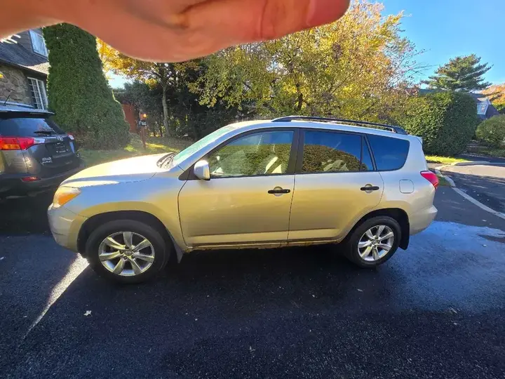 Toyota Rav4 2007 photo 3