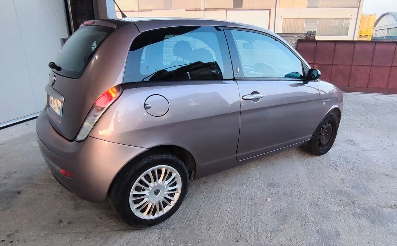 Lancia Ypsilon 2009 photo 5