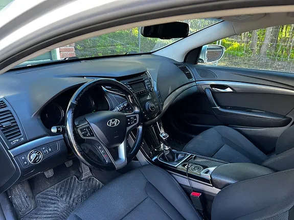 Hyundai I40 2012 photo 2