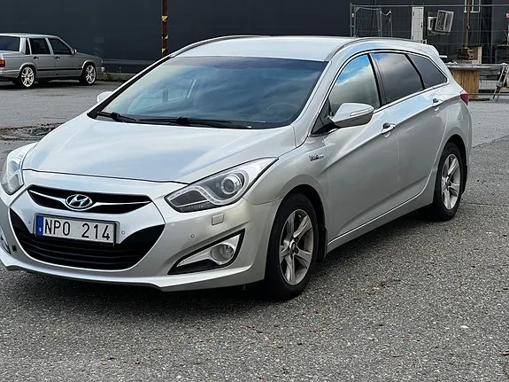 Hyundai I40