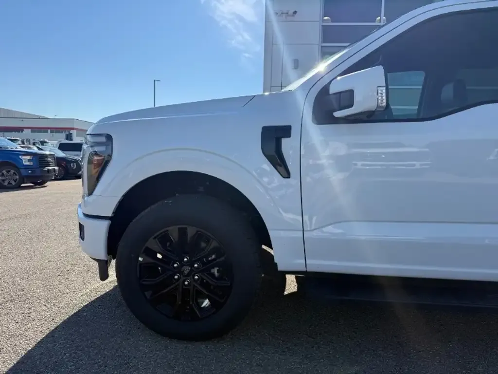 Ford F-150 2026 photo 3