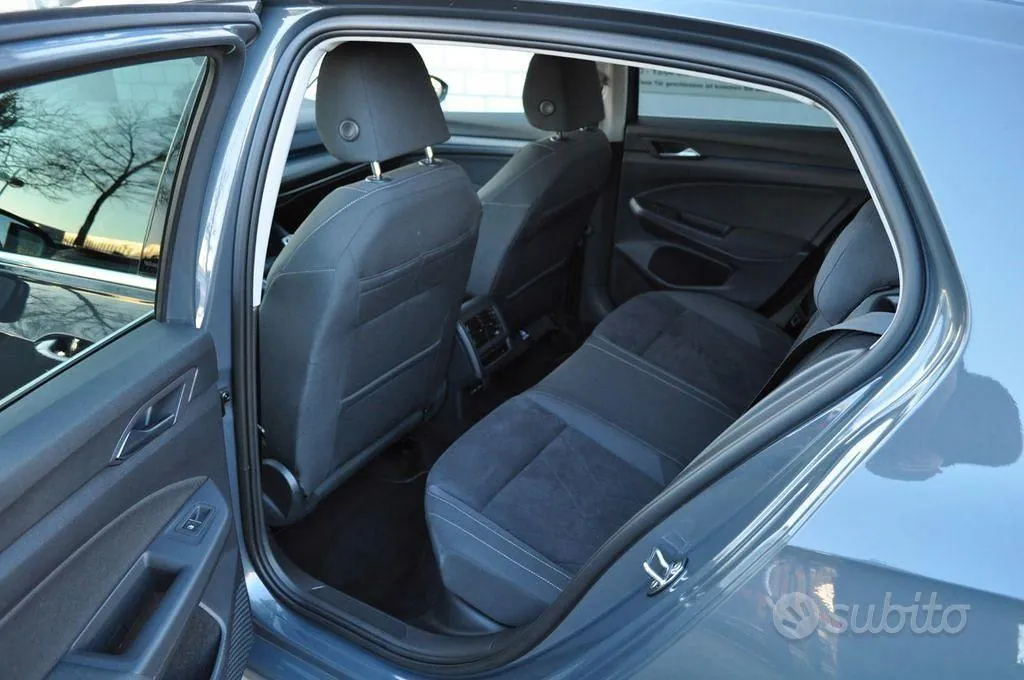 Volkswagen Golf 2022 photo 5