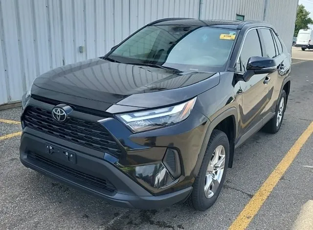 Toyota Rav4 2024 photo 2