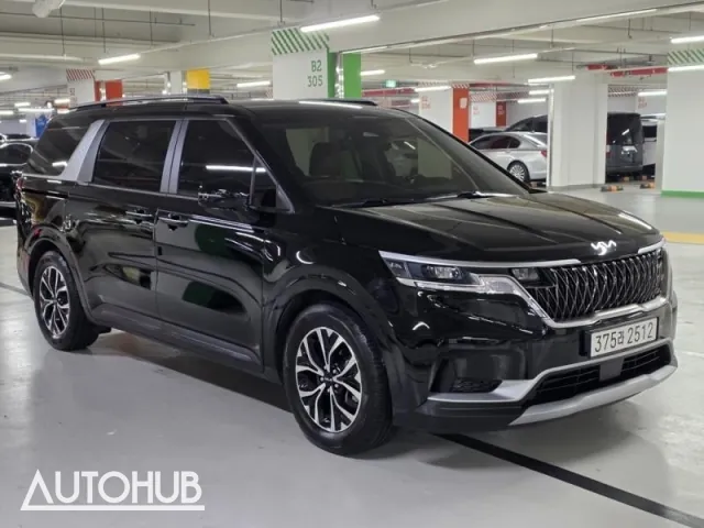 Kia Carnival 2023 photo 3