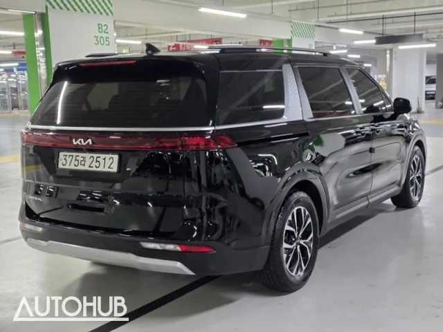 Kia Carnival 2023 photo 4