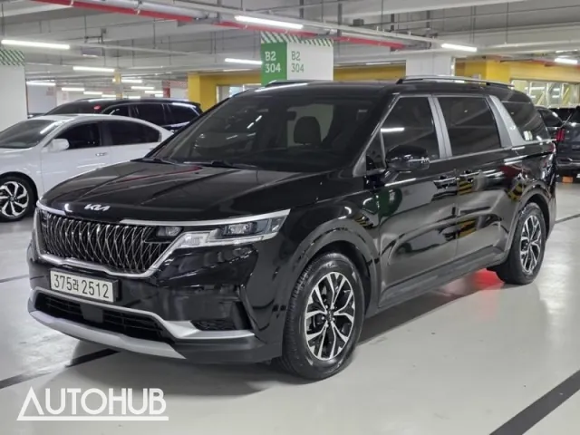 Kia Carnival 2023 photo 2
