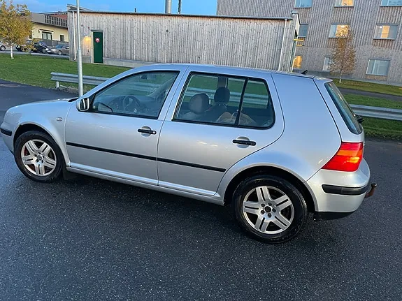 Volkswagen Golf Iv 2003 photo 2