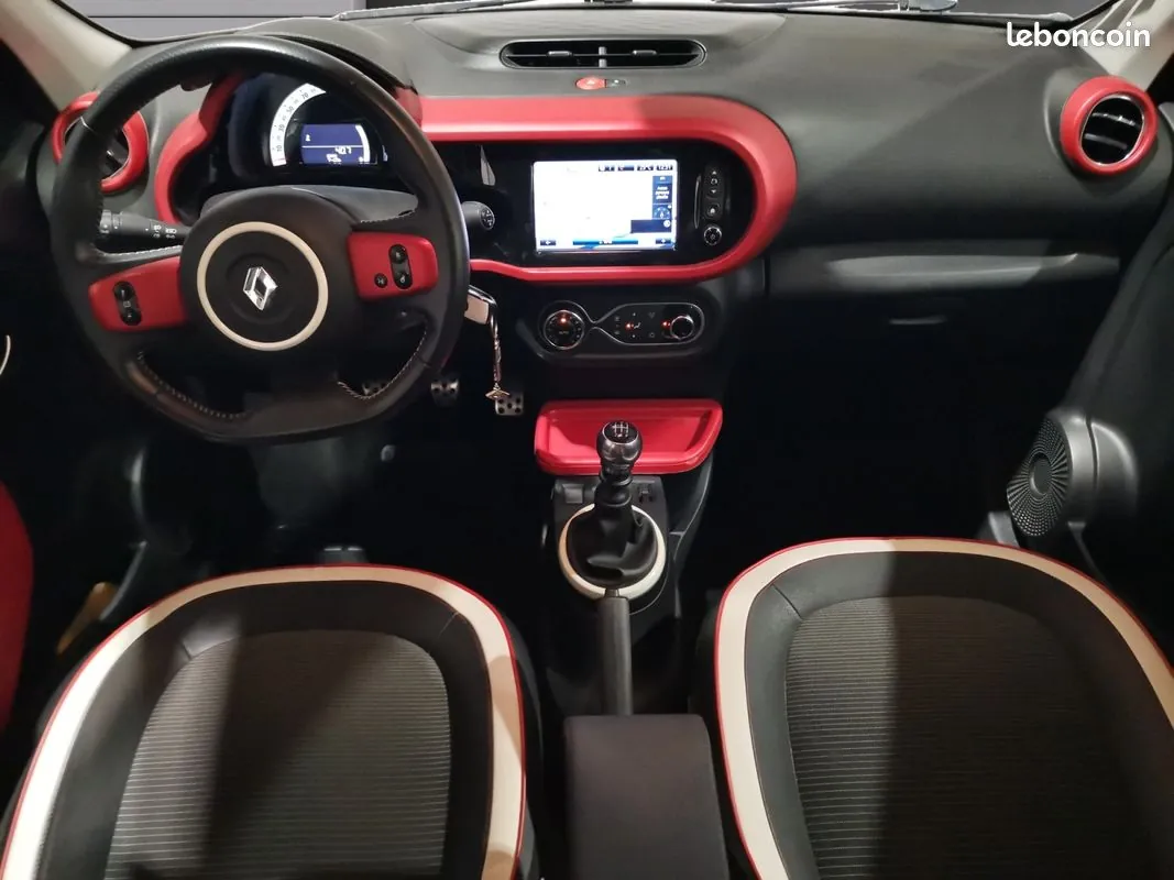 Renault Twingo 2018 photo 2