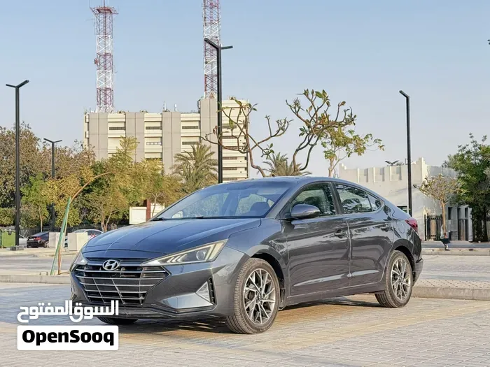 Hyundai Elantra Gls 2019 photo 3