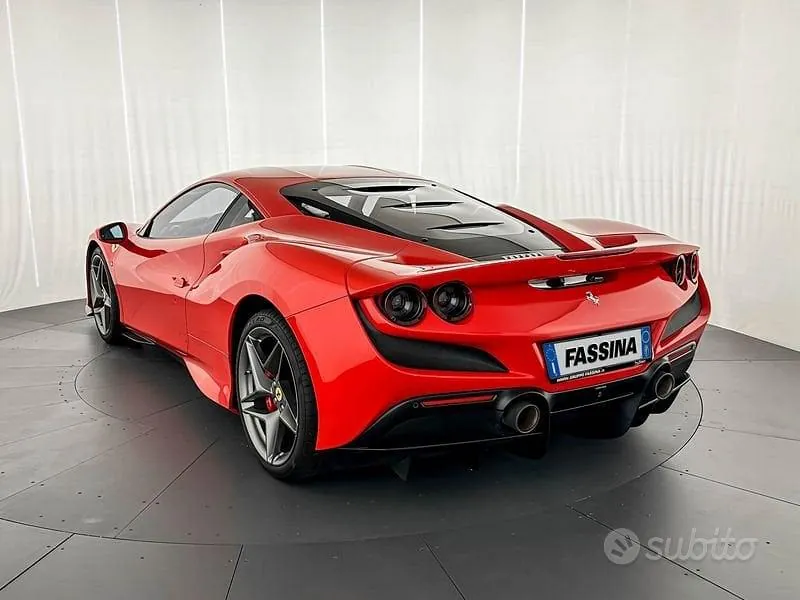 Ferrari F8 Tributo 2021 photo 4