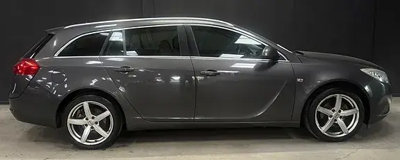 Opel Insignia 2010 photo 2