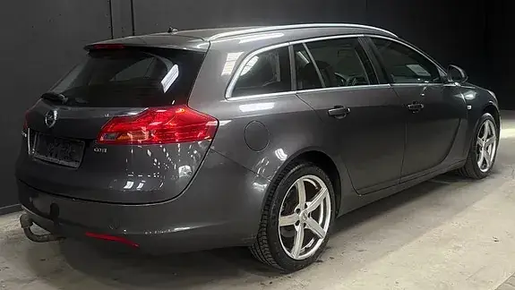 Opel Insignia 2010 photo 3