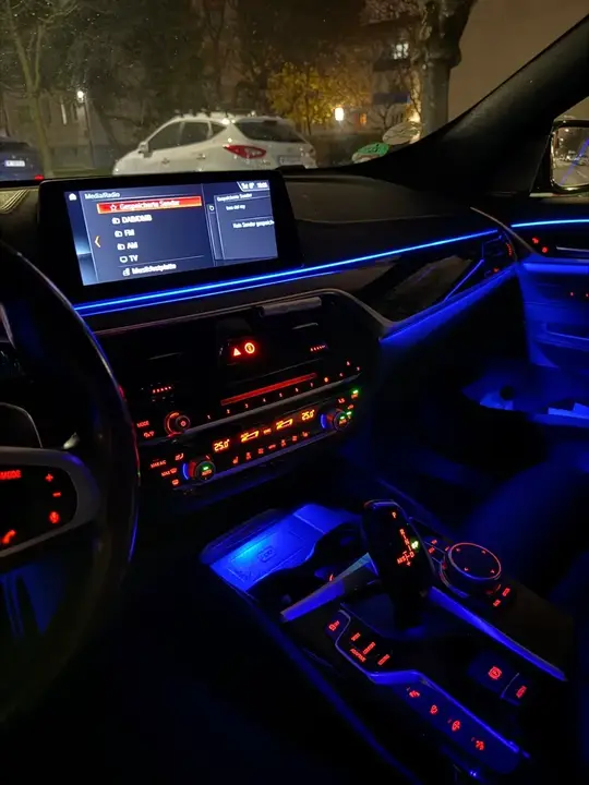 BMW 6 Series 2018 photo 2