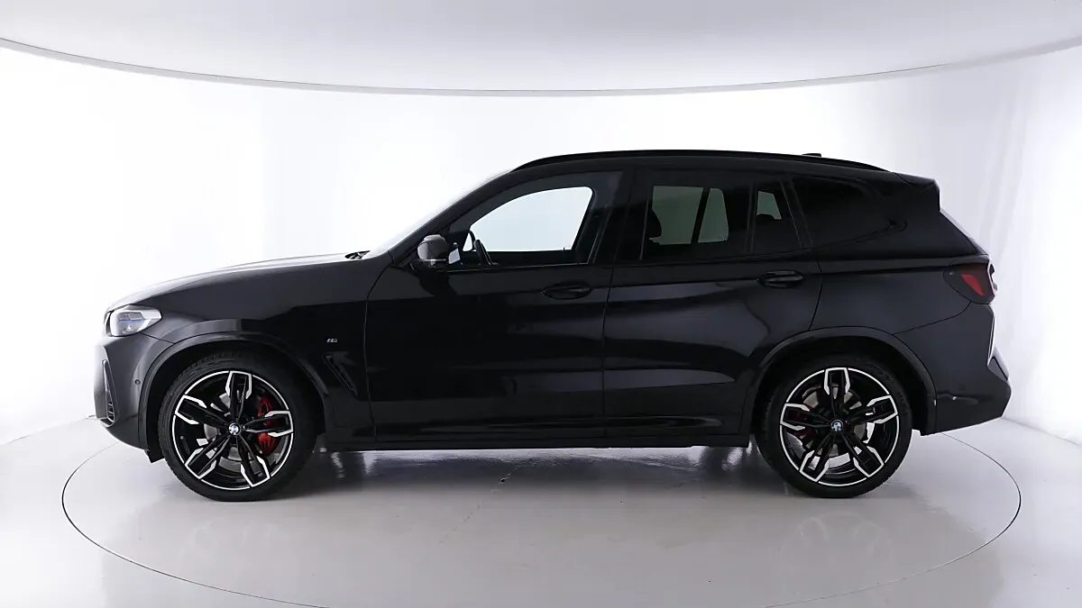 BMW X3 2022 photo 2