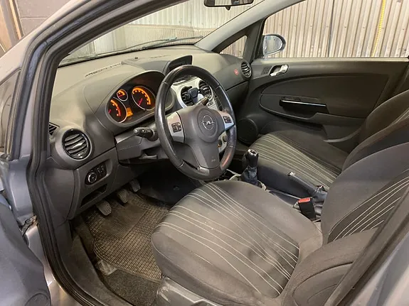 Opel Corsa 2010 photo 5