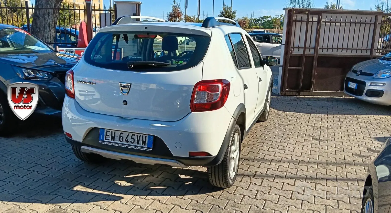 Dacia Sandero 2014 photo 4