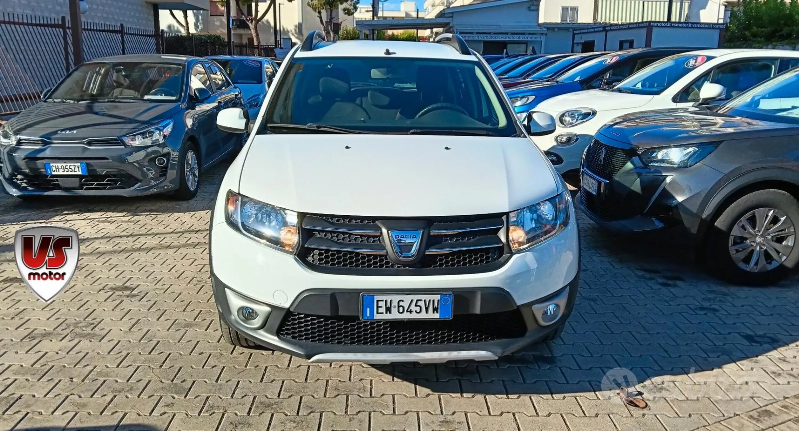 Dacia Sandero 2014 photo 2