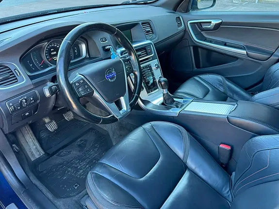 Volvo V60 2015 photo 5