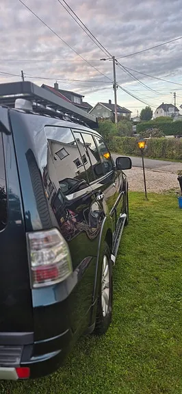 Mitsubishi Pajero 2011 photo 3