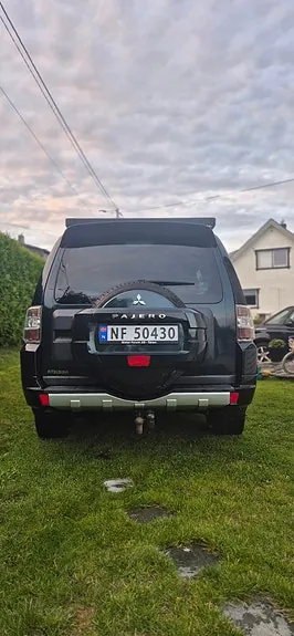 Mitsubishi Pajero 2011 photo 4
