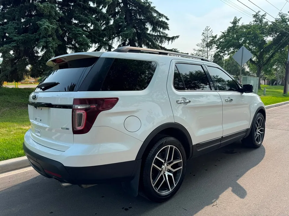 Ford Explorer Sport 2013 photo 5