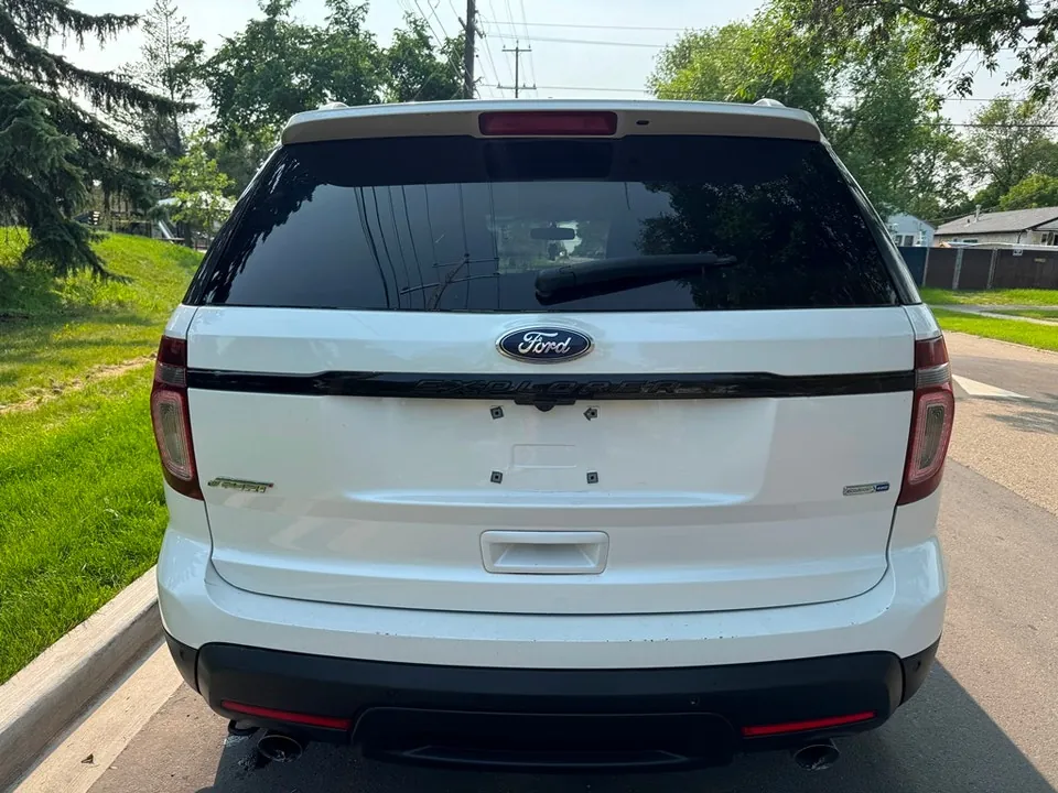 Ford Explorer Sport 2013 photo 4