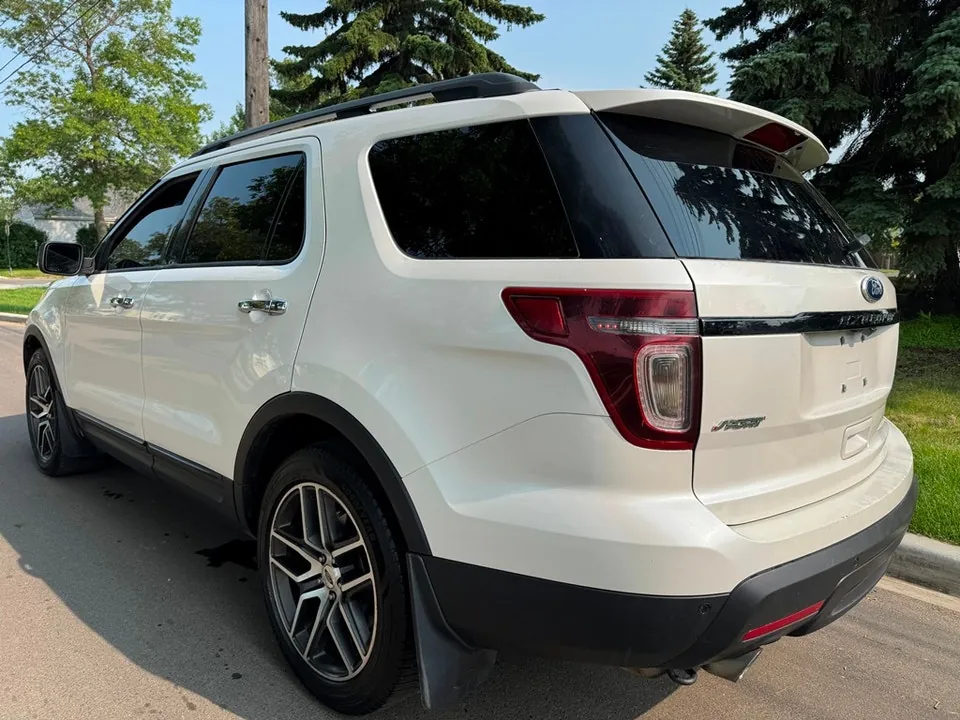 Ford Explorer Sport 2013 photo 3