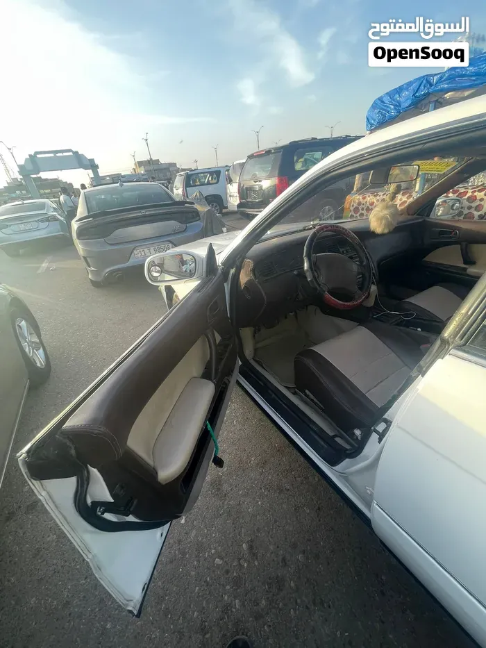 Toyota Crown 1995 photo 5