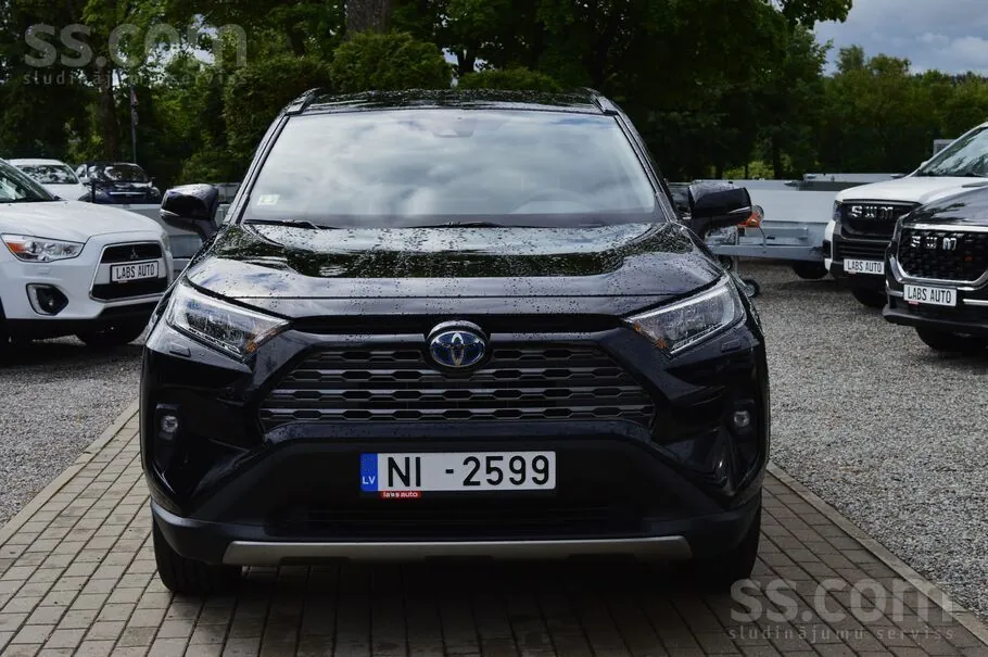 Toyota Rav4 2022 photo 2