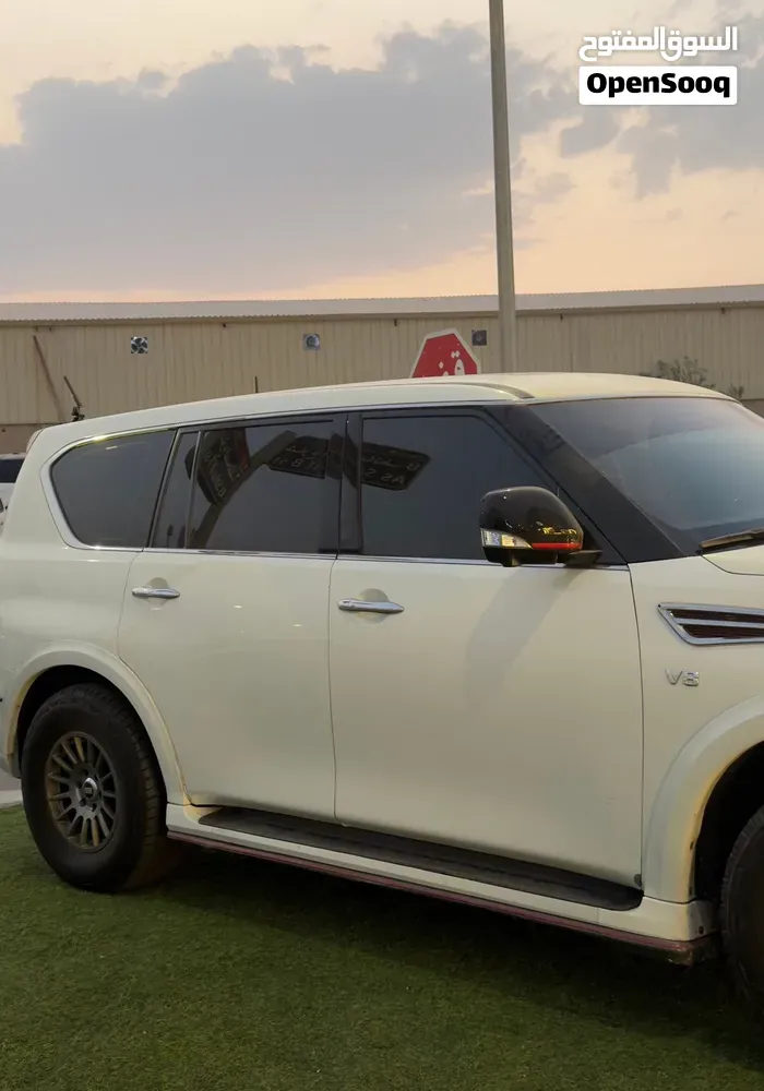 Nissan Patrol 2013 photo 5