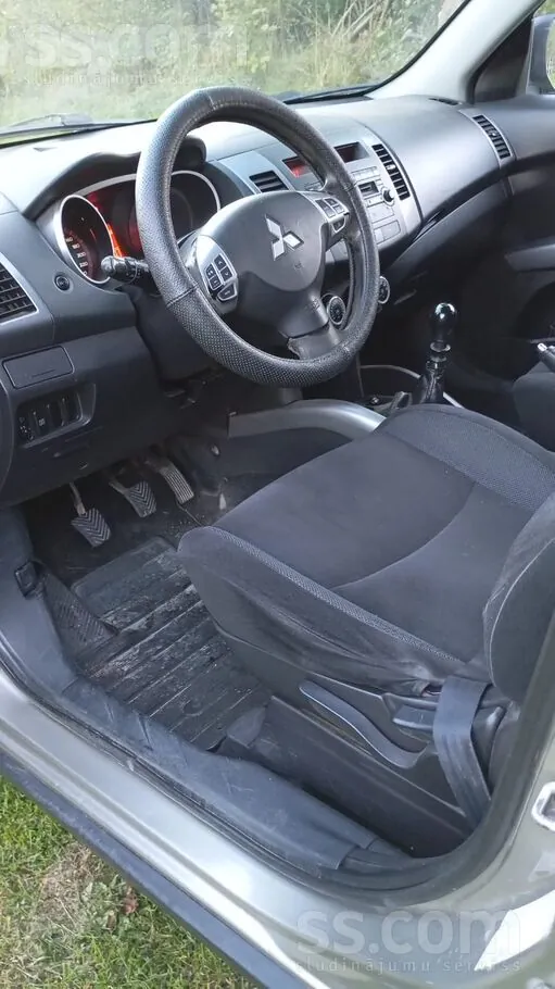 Mitsubishi Outlander 2008 photo 5