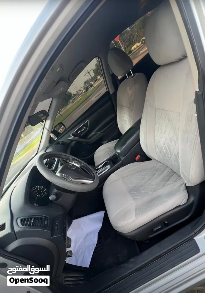 Nissan Altima 2017 photo 2
