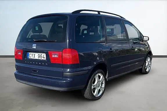 Seat Alhambra 2009 photo 4