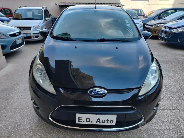 Ford Fiesta 2009 photo 2