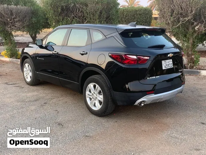 Chevrolet Blazer 2022 photo 3