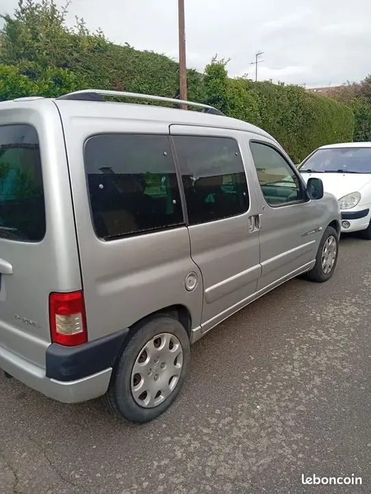 Peugeot Partner 2007 photo 2